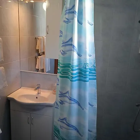 Ana - Double With Balcony And Sea View - 1 Floor Apartment